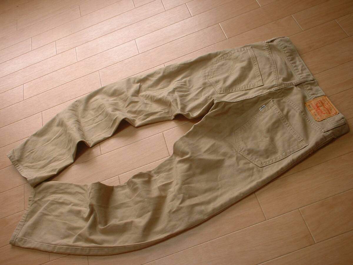 希少レアカラーリーバイス502ベージュジーンズ美品W31チノカーキ正規(guī)LEVI'Sストレート&ジッパーフライキャンバスカラーパンツ