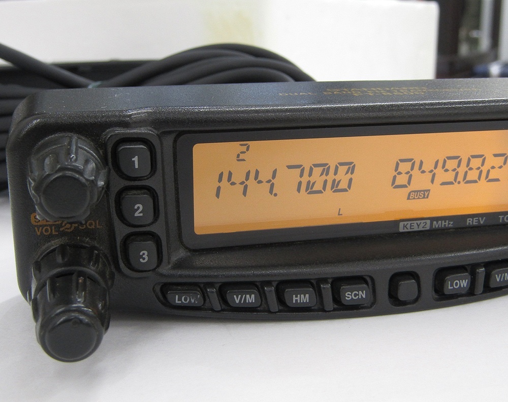 YAESU ヤエス 無線機器 FT-8800 デュアルバンドFMトランシーバー
