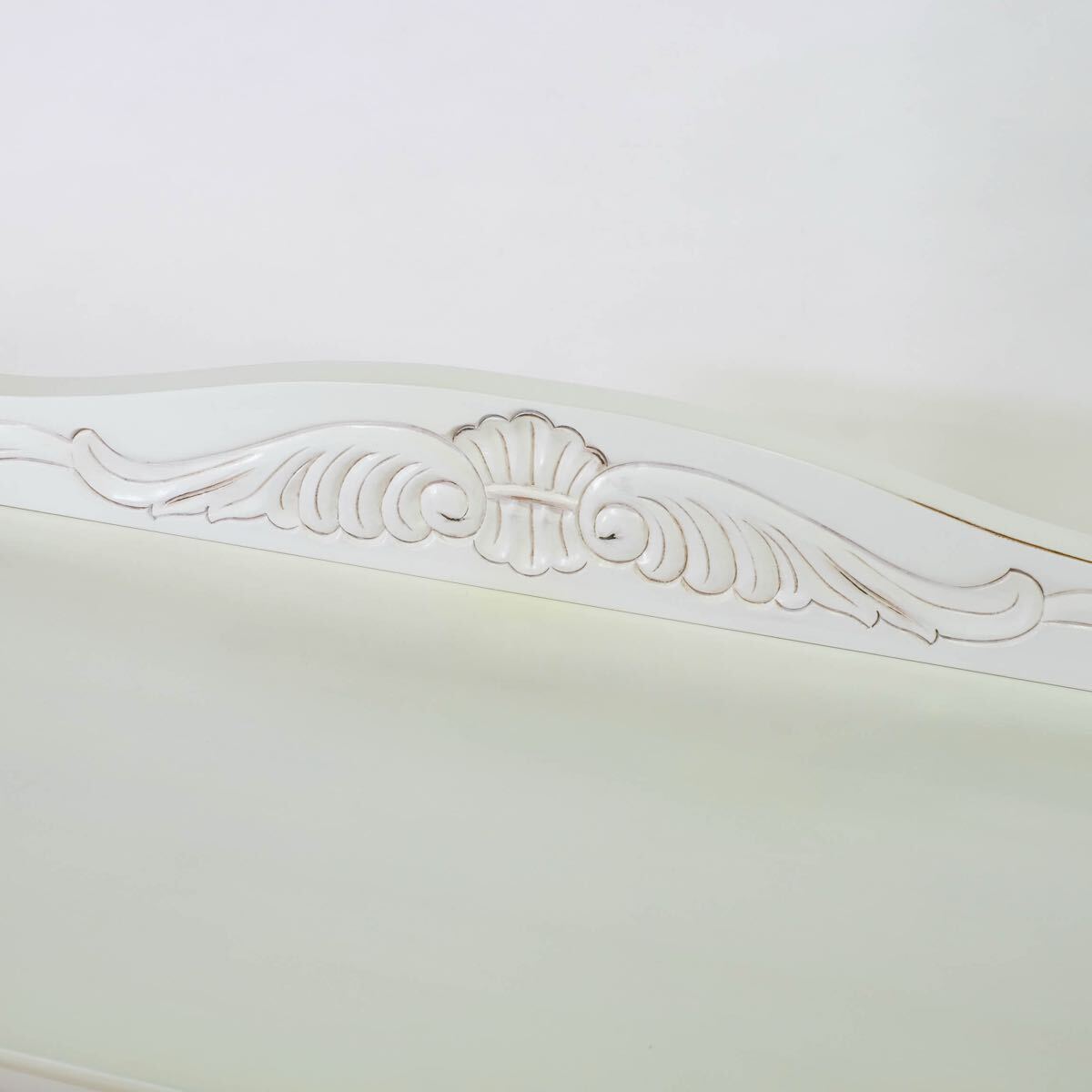 新品 アンティーク調 キャビネット 110cm リビング収納 リビングボード 本棚 飾り棚 マホガニー ホワイト 白 木製 アジアン ハワイアン _画像4