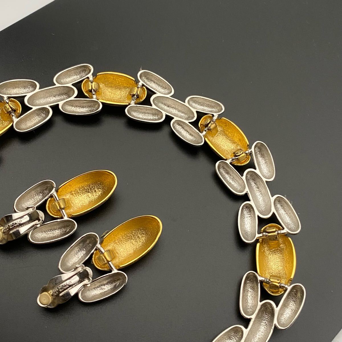 【希少?極美品】GIVENCHY ジバンシー ネックレス チョーカー イヤリング ネックレス チョーカー 大ぶり ゴールド コスチュームジュエリー