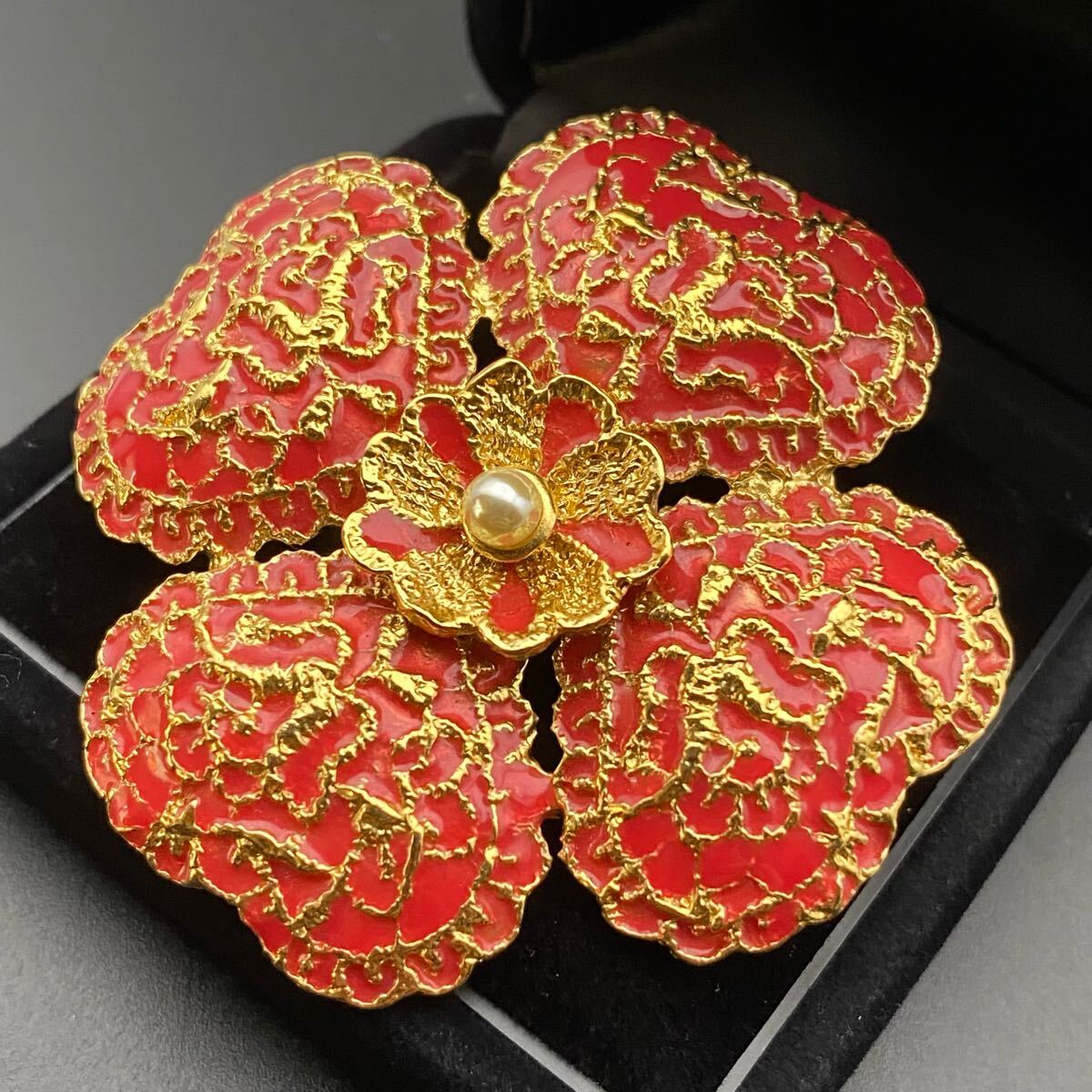 希少 Yves Saint Laurent カラーストーンブローチ 希少・未使用保管品】Yves Saint Laurent イヴサンローラン