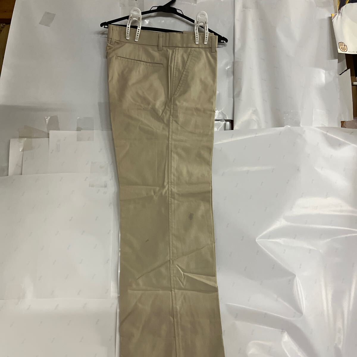 ＨARVENSの綿50% ベージュスラックスメンズ_画像1