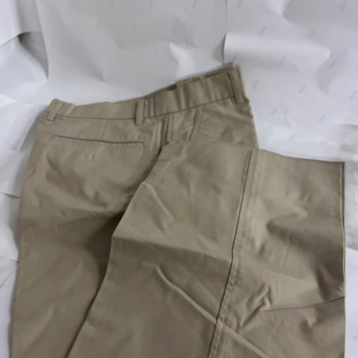 ＨARVENSの綿50% ベージュスラックスメンズ_画像2