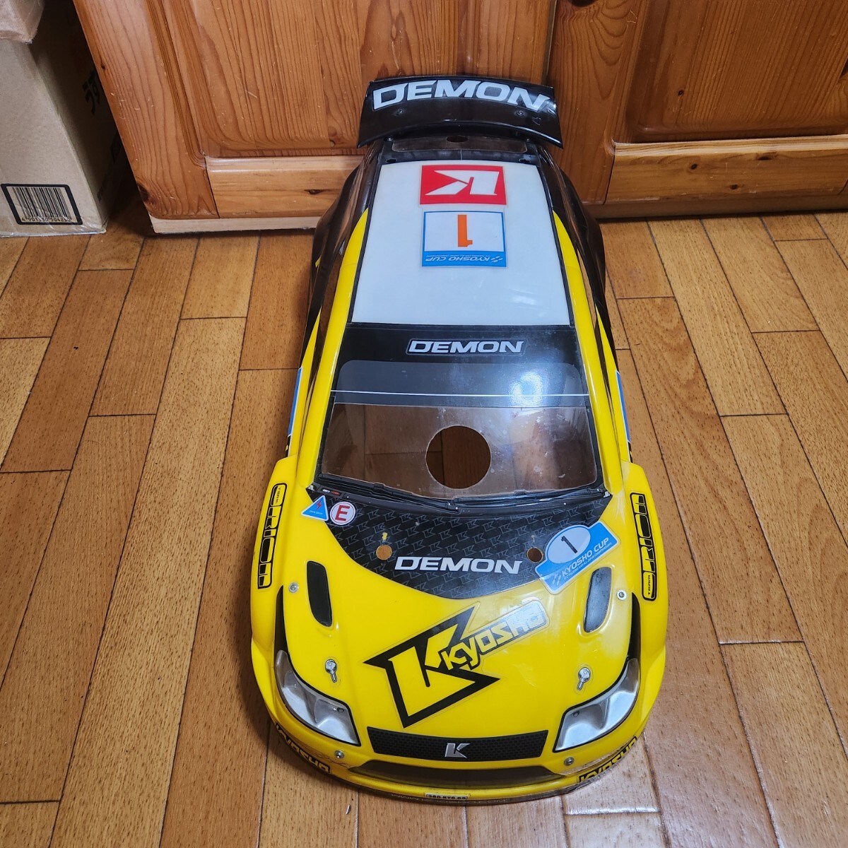  быстрое решение { бесплатная доставка }1/9 GP Kyosho Demon корпус радиоконтроллер 