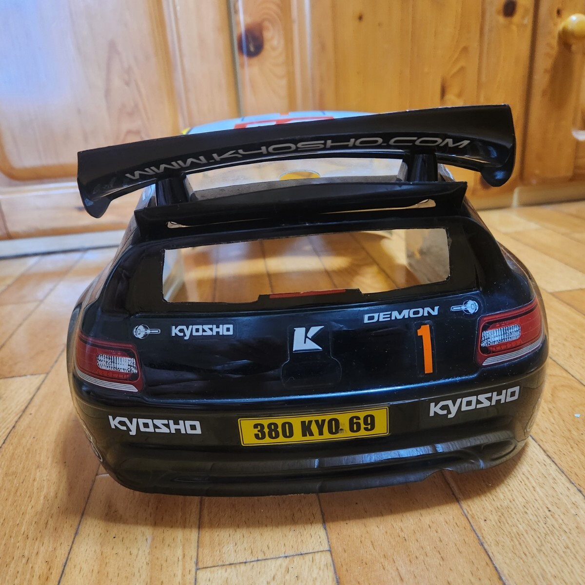  быстрое решение { бесплатная доставка }1/9 GP Kyosho Demon корпус радиоконтроллер 