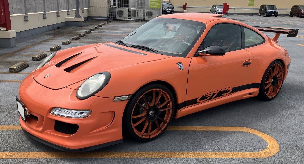 有名ショップにてエンジン載替済911（997） ガルウイング?フルエアロ?アラゴスタ車高調?可変マフラー?特注OZ?室內カーボン?車検有
