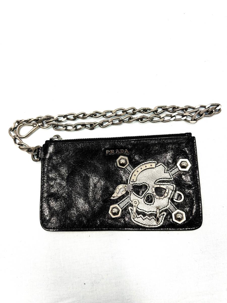 希少・極美品 PRADA チェーンウォレット コインケース スカル スタッズ 黒 PRADA /プラダチェーンウォレット コインケース スカル スタッズ