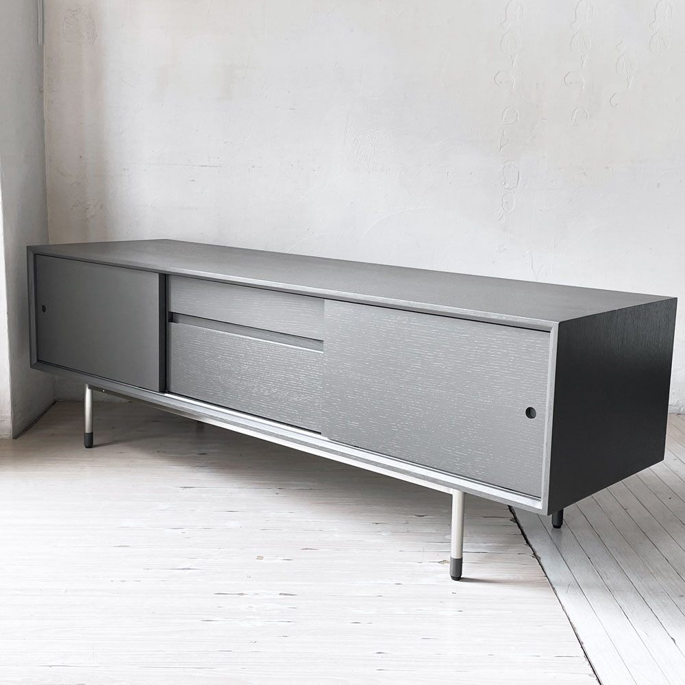★ノーウェアライクホーム NOWHERE LIKE HOME キスト KYST スモーク SMOKE テレビボード TV AVボード オーク材 関家具 未使用品