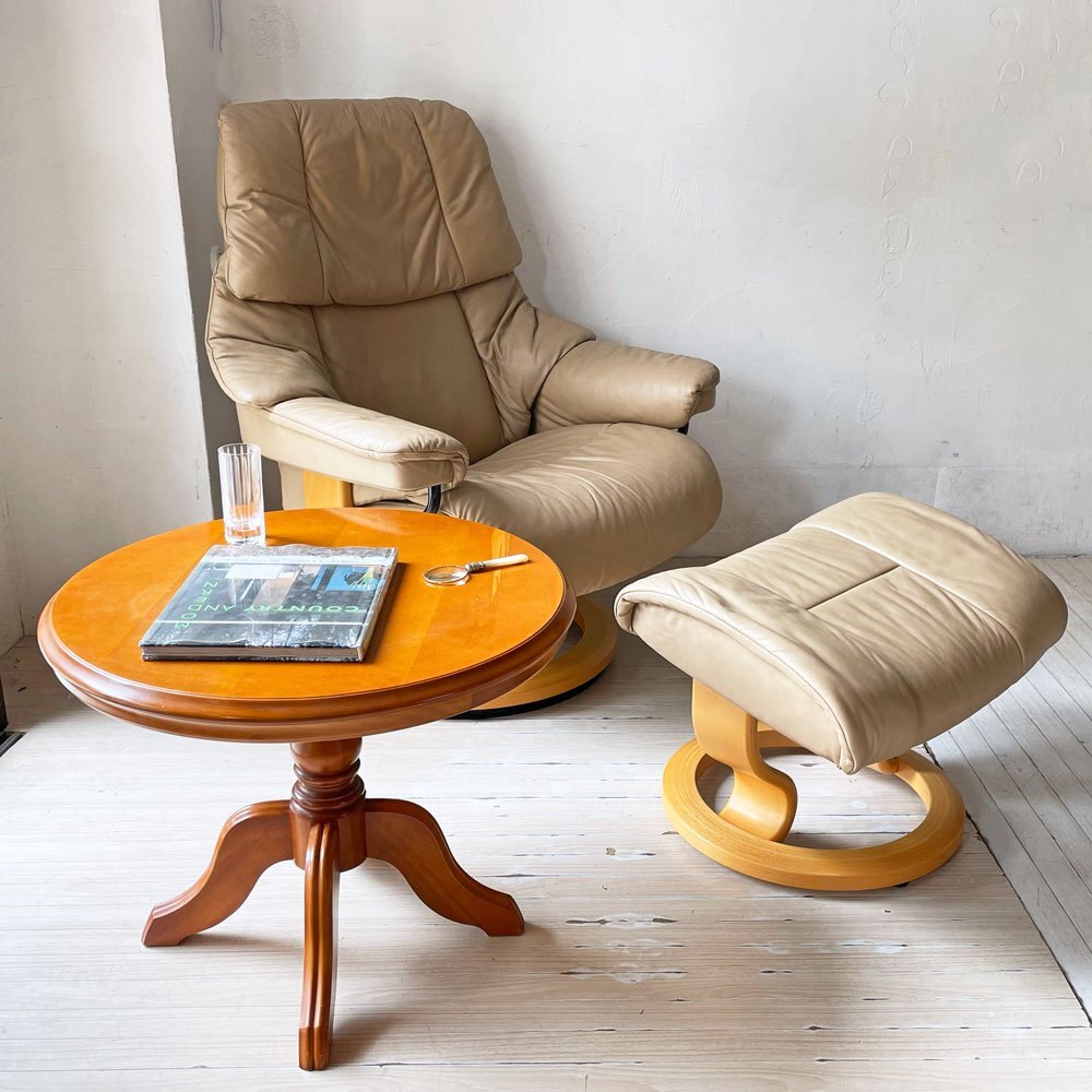 Daniel/横浜ダニエル Leona/レオナ 特注 ラウンドサイドテーブル