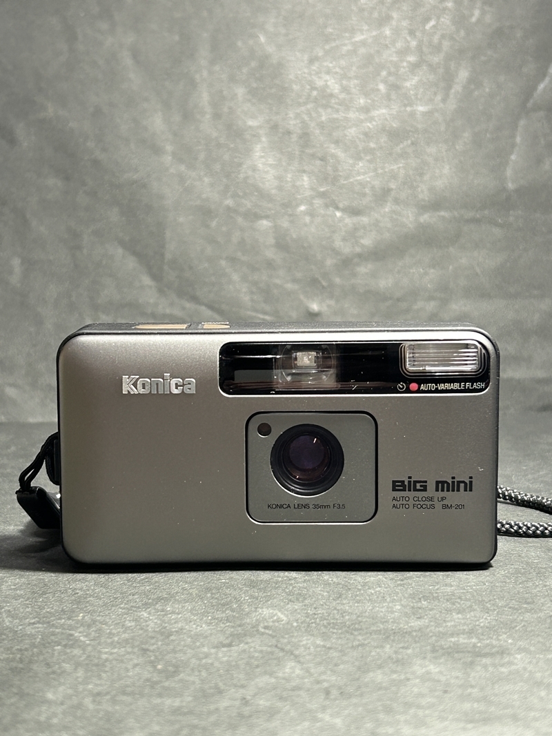 * collector стоит посмотреть Konica Konica BiG mini F большой Mini компакт-камера пленочный фотоаппарат линзы 35mm F3.5 с коробкой op967
