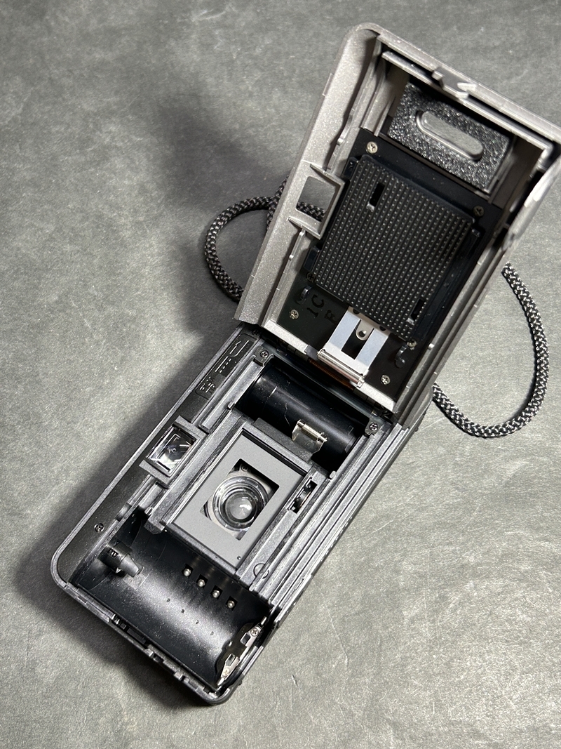 * collector стоит посмотреть Konica Konica BiG mini F большой Mini компакт-камера пленочный фотоаппарат линзы 35mm F3.5 с коробкой op967