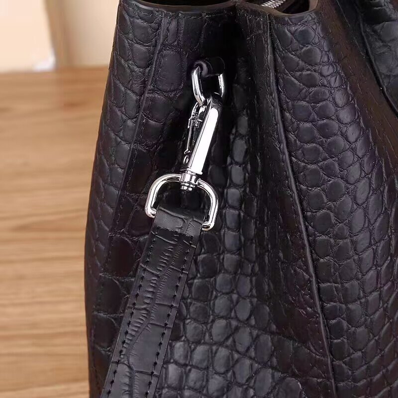 マット仕上げ 高級感 センター取り ワニ革 レディースバッグ ハンドバッグ クロコダイル 本革 2WAY トートバッグ 手提げ ショルダーバッグ