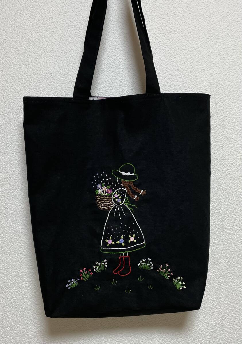 ハンドメイドトートバッグ刺繍入り