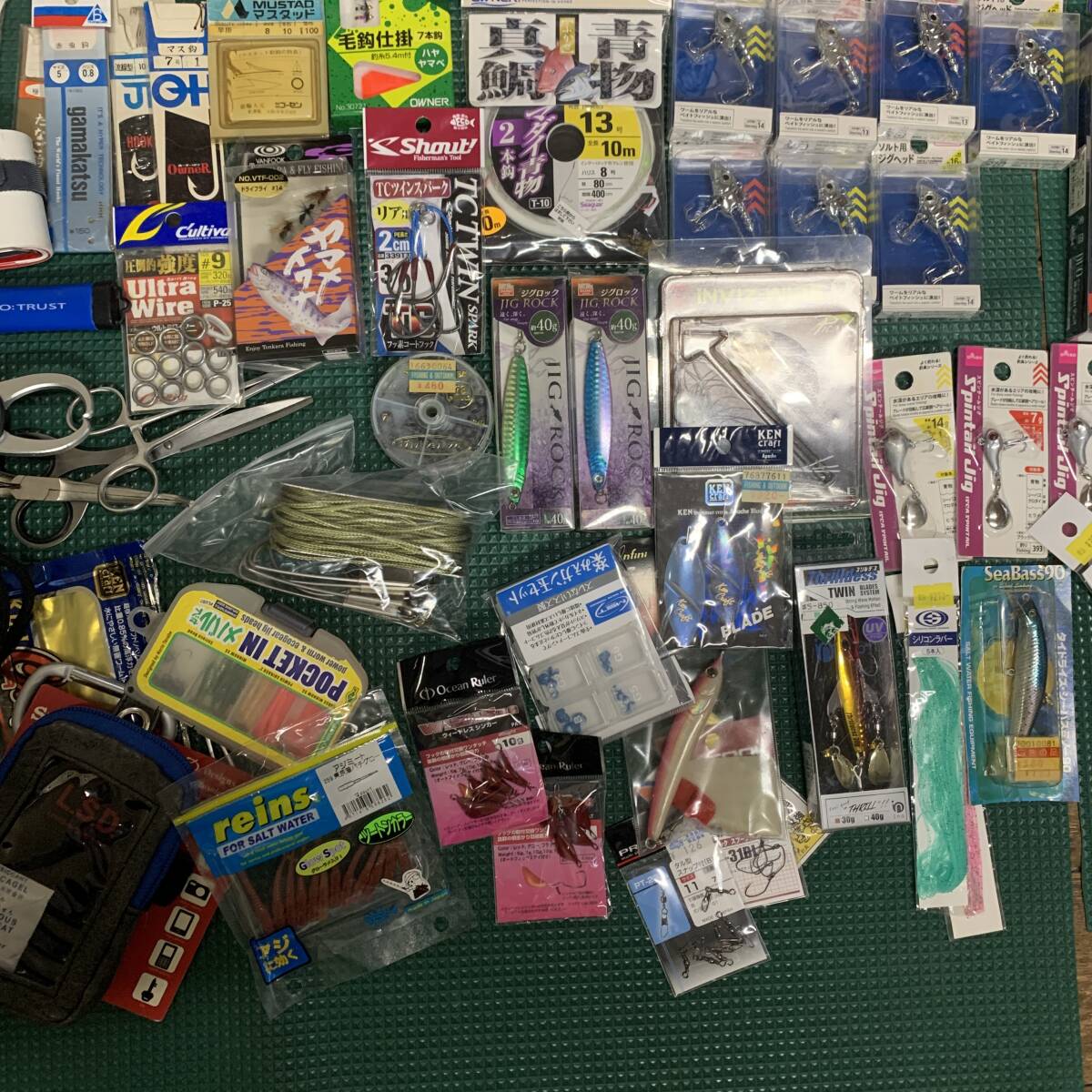 G-3597 釣り具 大量 まとめ売り ジャンク品 発送方法：佐川急便のみ