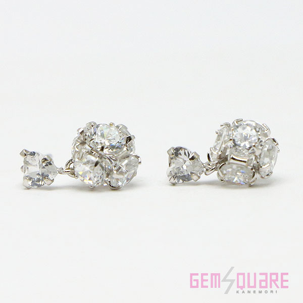 【値下げ交渉可】K14WG 透明石 スタッドピアス ラウンド ハート 1.16g 洗浄済み 美品【質(zhì)屋出店】