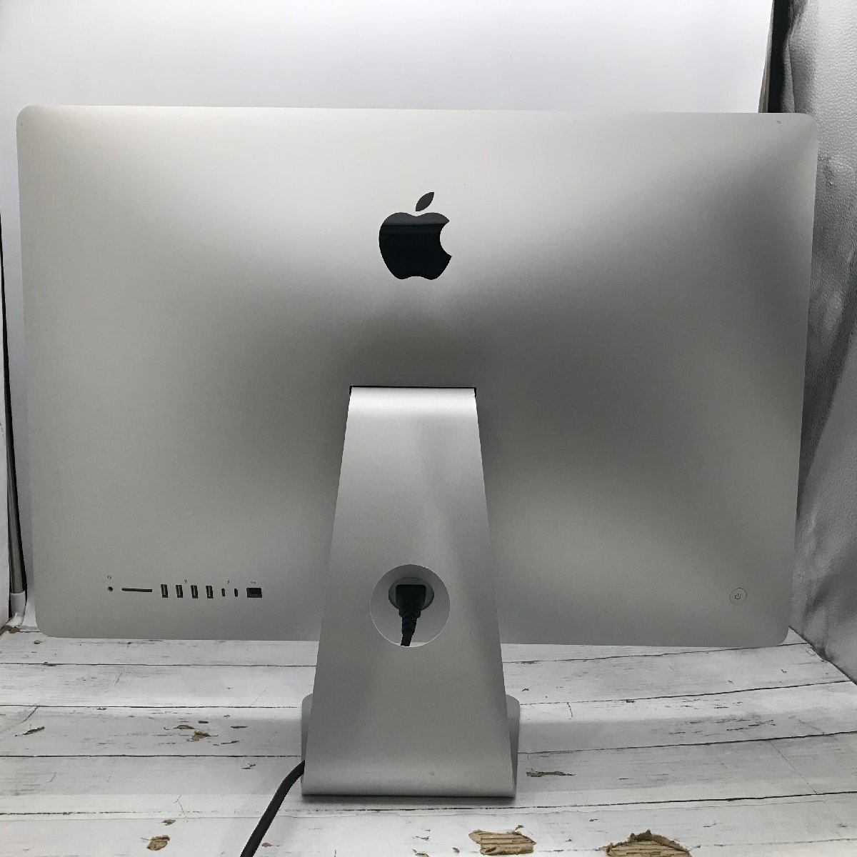 Apple Inc. iMac Retina 5K 27-inch 2017 Core i5 3.40GHz/32 GB/32 GB(SSD) / 1 TB (0613D03)
