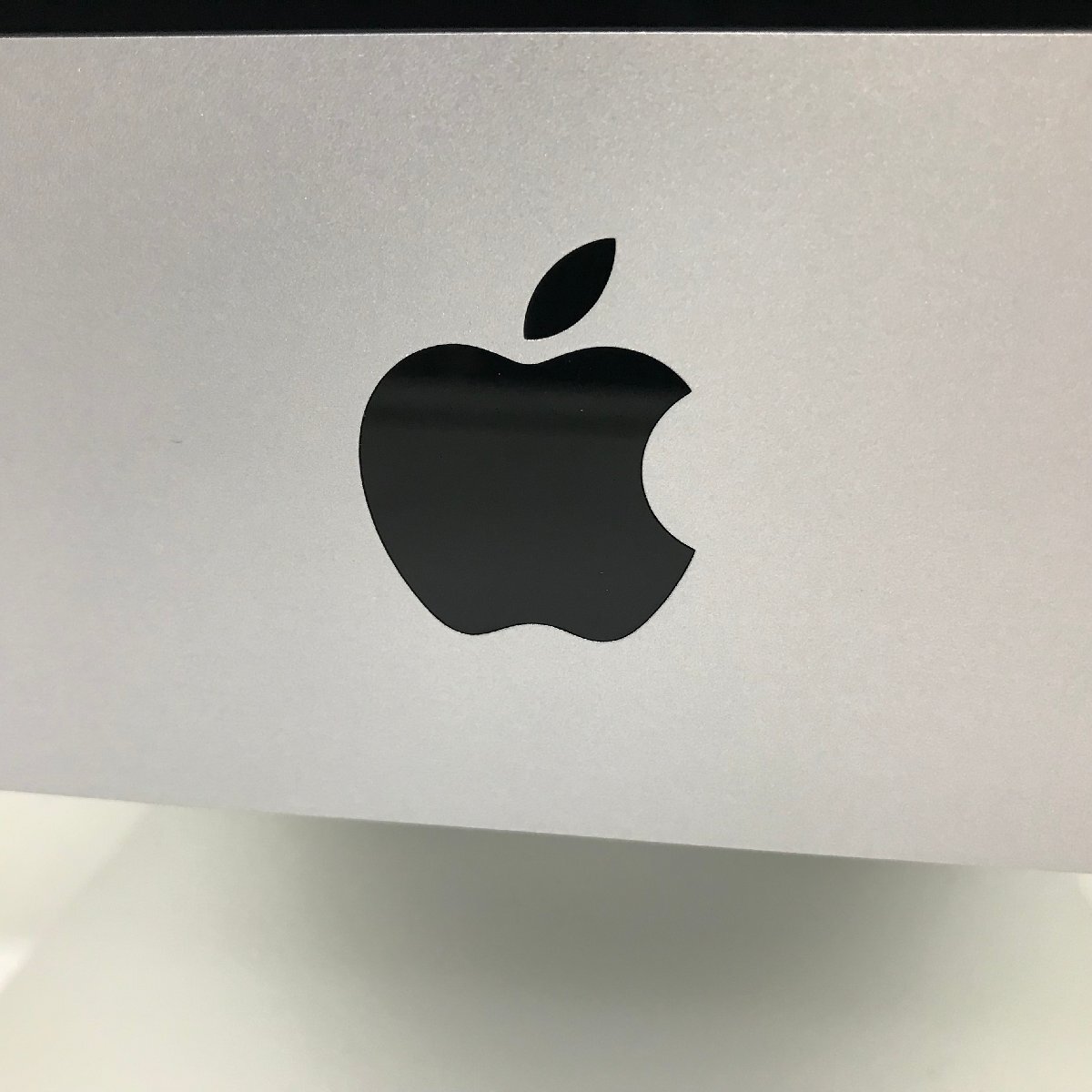 Apple Inc. iMac (Retina 4K 21.5 дюймовый 2019) Core i5 3.00GHz/32 GB/32 GB(NVMe) / 1 TB (0617D02)