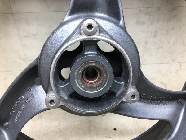 HU9320 GSX250FX リアホイール? タイヤ ZR250C-0006