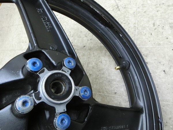 HX8132 ZZR250/ ZZ-R250 フロントホイール EX250H-0045