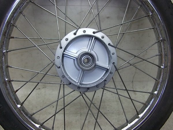 HU8205 バーディー50/Birdie(12V) リアホイール?タイヤ BA12A-1638