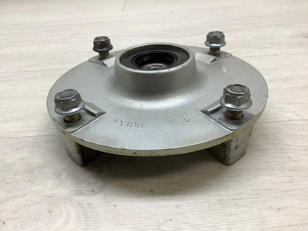 ZB5705 SRV250 リアホイールスプロケットハブ/ ハブダンパー 4DN-