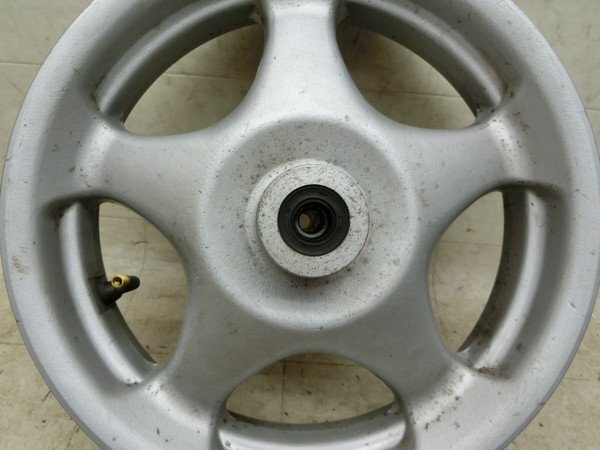 HX6623 マジェスティ125/ MAJESTY125 フロントホイール ホイールインチ12インチ フロント 12Fホイールサイズ12×2.75 E374E-1067