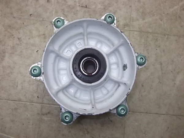 HU9641 VT250FG(87') リアホイールスプロケットハブ MC15-1015