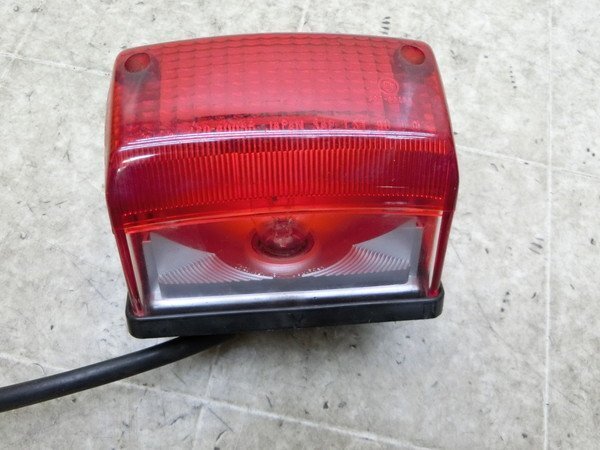 HX8164 ZZR250/ ZZ-R250 テールランプ EX250H-0045