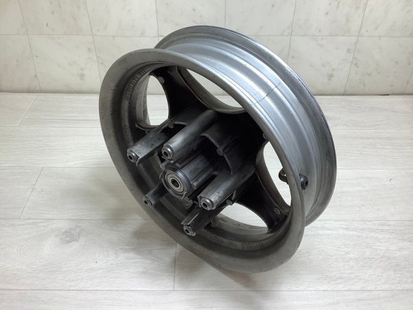HZ2712 マジェスティ125/ MAJESTY125 フロントホイール インチ12インチサイズ12×2.75 LPRSE27106A-1113