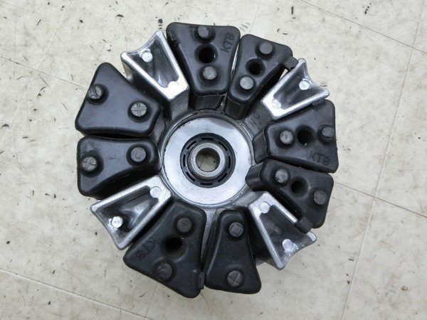 HX3638 スティード400/ STEED リアホイールスプロケットハブ NC26-1308