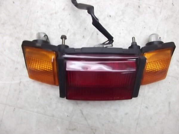 HU8997 ZX-4 テールランプ/ リアウインカー左右 /スタンレーSTANLEY7740 ZX400G-0038