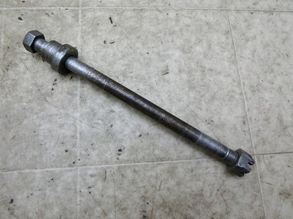 HX7886 フォーゲル50(6V)/ QB50 VOGEL リアアクスルシャフト シャフト全長約210mm,シャフト徑12mm 4U1-2031