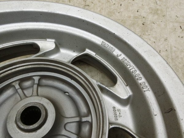 HX4811 マジェスティ250-2/ Majesty250 リアホイール ホイールインチ12インチ リア 12Rホイールサイズ12×3.50 SG03J-0553