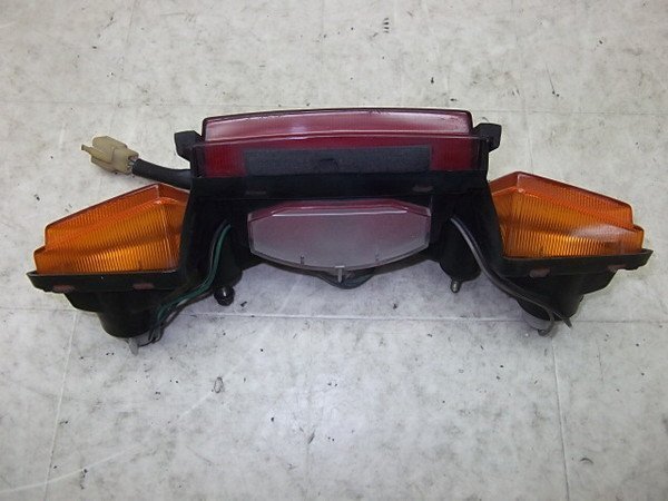 HU8997 ZX-4 テールランプ/ リアウインカー左右 /スタンレーSTANLEY7740 ZX400G-0038
