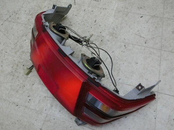 HX4723 スカイウェイブ250/ SKYWAVE250 テールランプ/ リアウインカー左右 CJ42A-1035