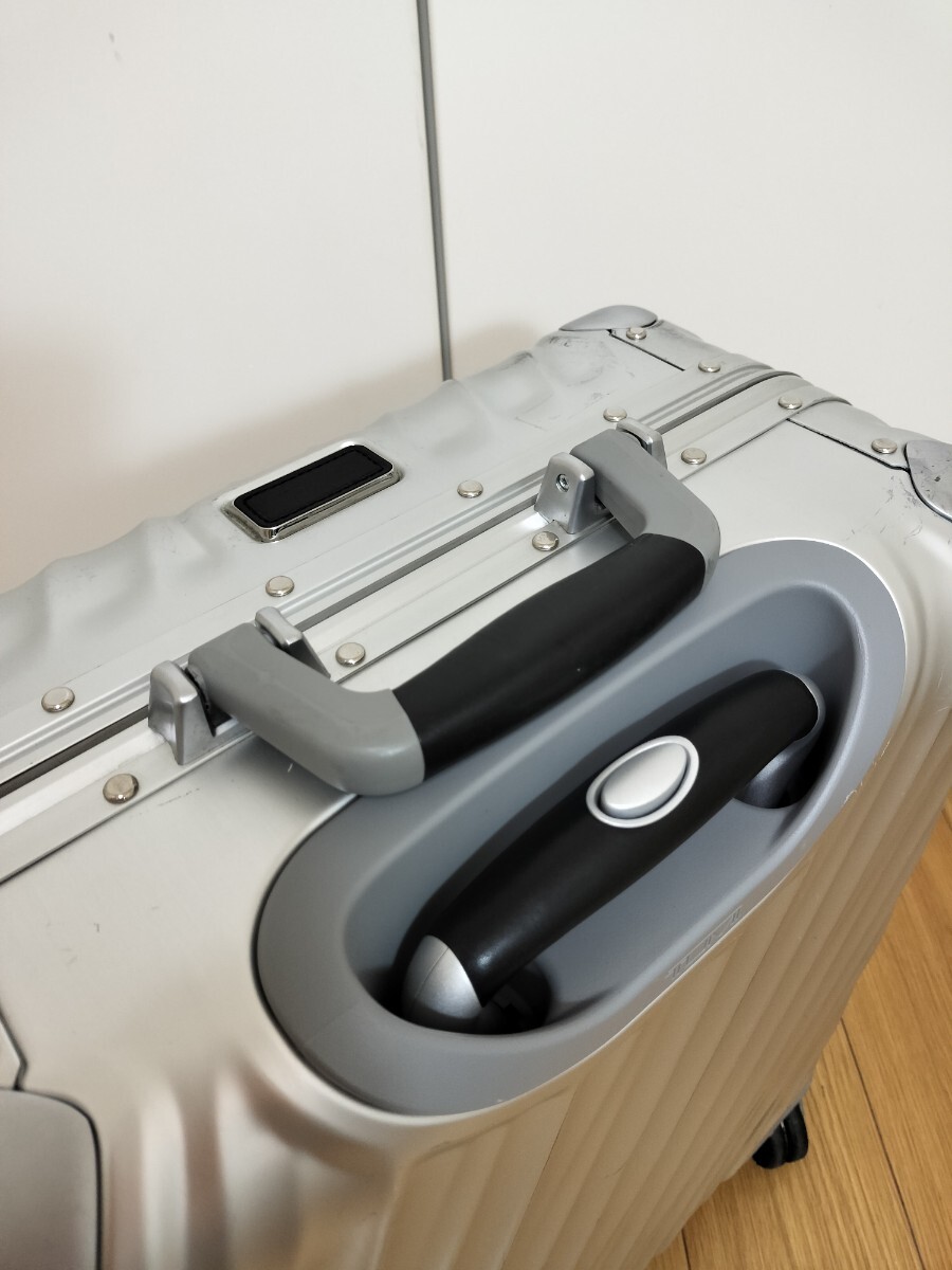  исключительный! tumi 19 DEGREE ALUMINUM Carry on 
