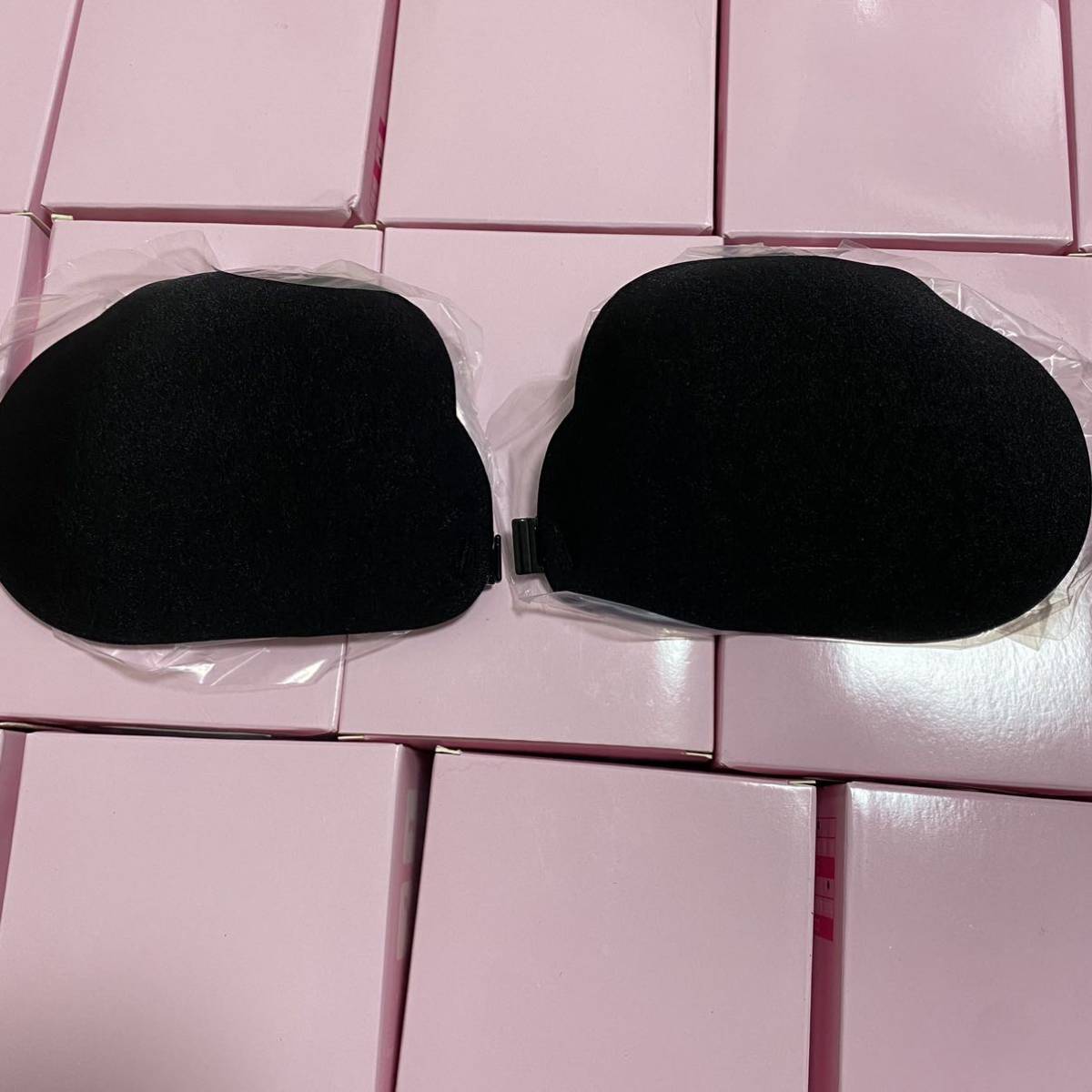 ヌードブラ2點(diǎn)セット　まとめ売りB ブラックフロントクローズ ブラ　新品　ヌーブラ