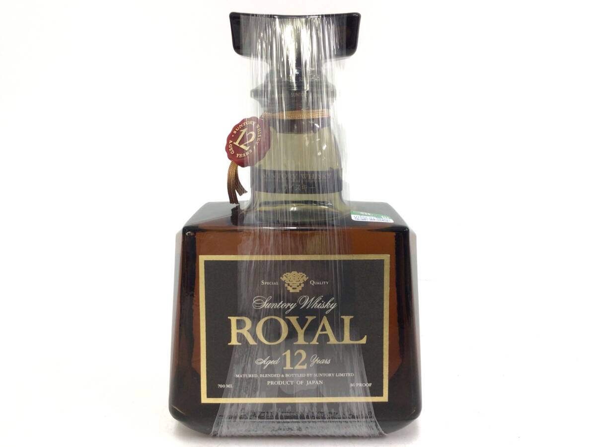ウイスキー whisky サントリー ローヤル 12年 黒ラベル 700ml 43 ウイスキー whisky サントリー ローヤル 12年 黒ラベル 700ml 43