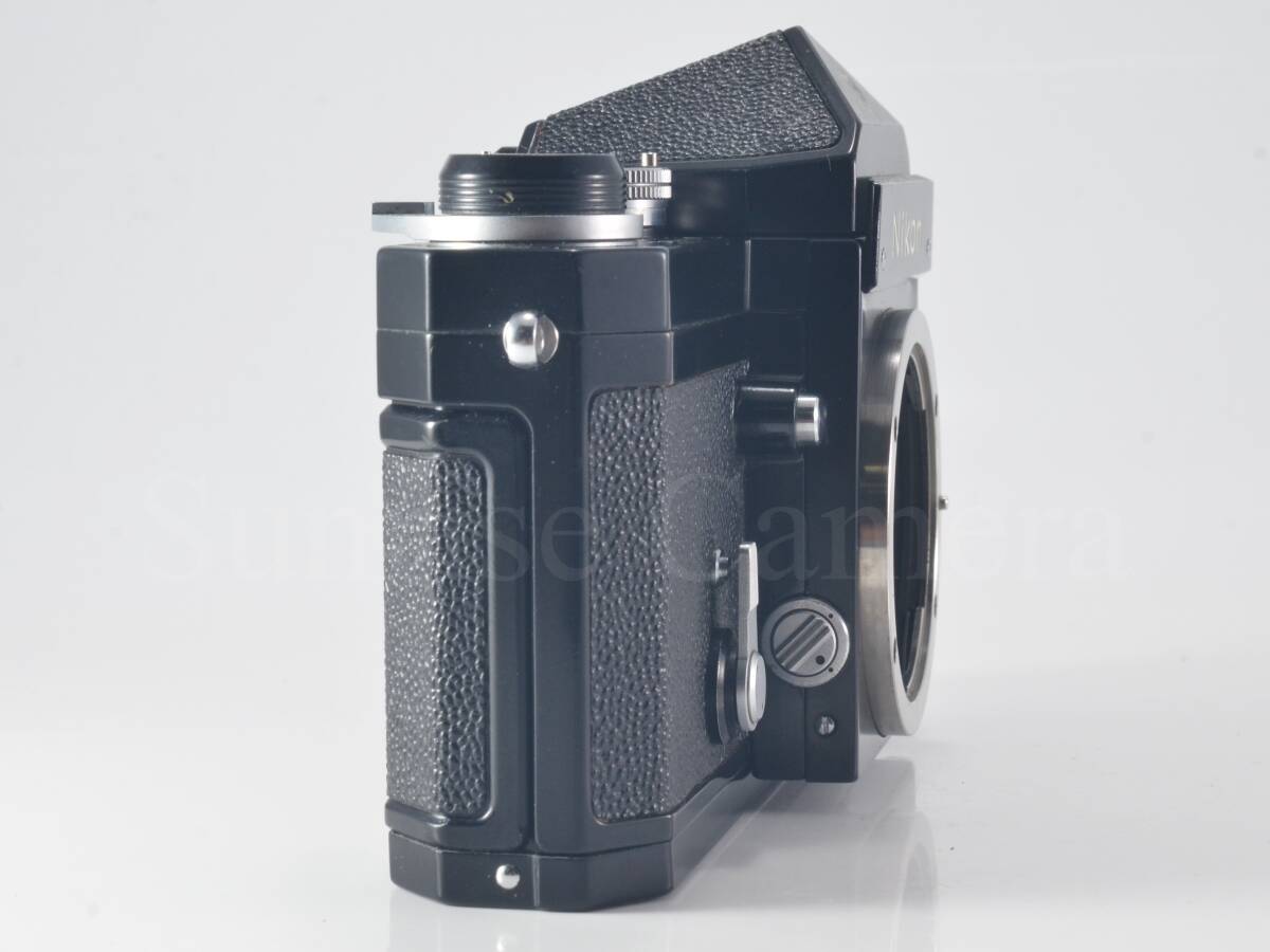 [良品] Nikon (ニコン) F アイレベル ブラックボディ 整備済 677****番臺 [保証] (54734)