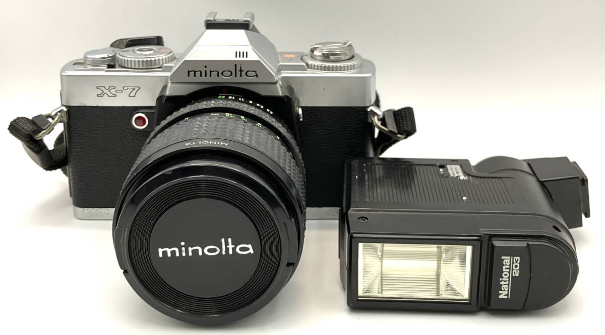 【671】カメラ?ストロボセット MINOLTA X-7 フィルムカメラ 一眼レフ ブラック MD ZOOM ROKKOR 35-70mm F3.5 動作未確認 ジャンク