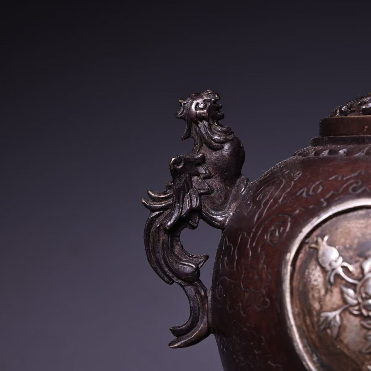 W115-E-60 舊家収蔵 中國(guó)古玩純銅銀吉祥如意雙耳薫香爐三獣 置物
