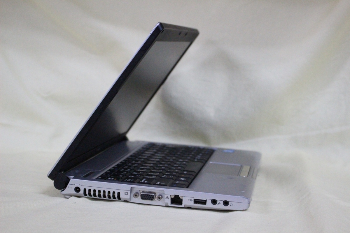  б/у ноутбук NEC VersaPro VY10GC-A Windows10 COREi7 2GB 250GB 12.1inch HD OS иметь наложенный платеж возможно 