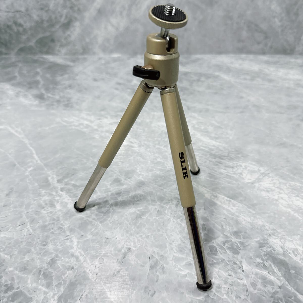 SLIK ミニ三脚 ゴールド アルミ製 卓上三脚 自撮り 録音_画像1