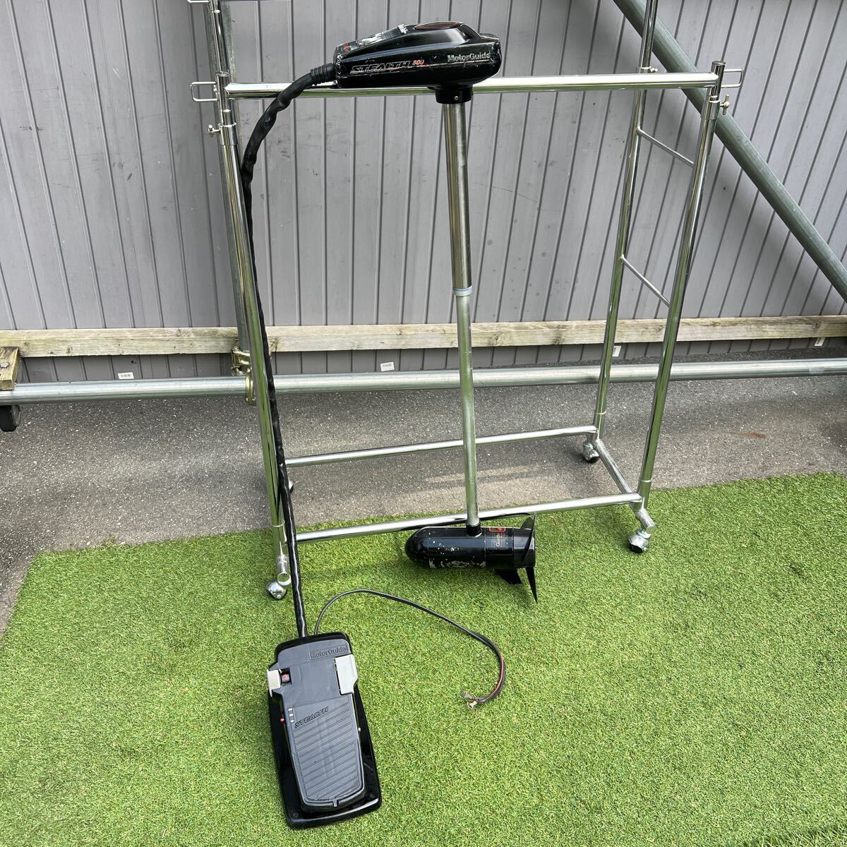 H1624 直接取引可能　MotorGuide NO.SF300　12VOLT　STEALTH300 37lbs Thrust 電動船外機　船外機　_画像1