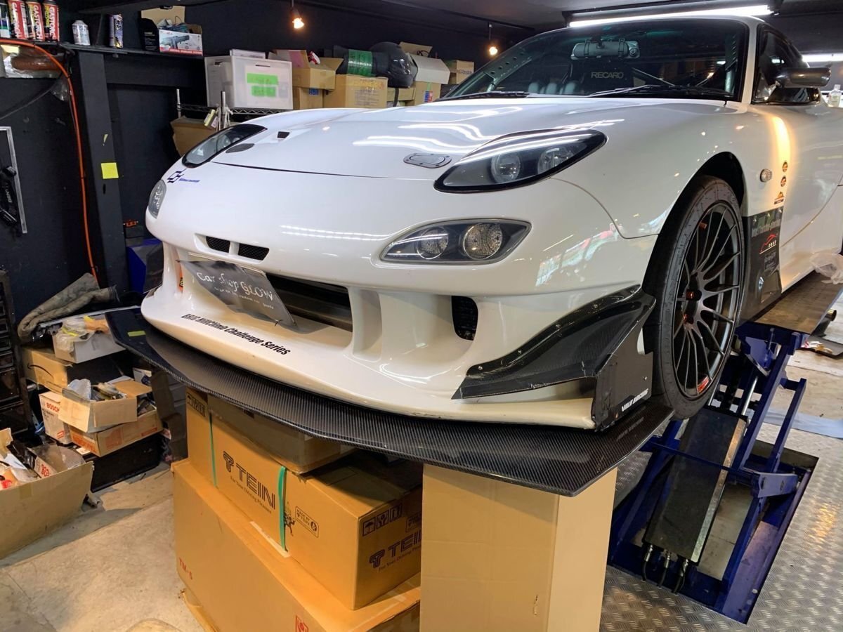 ?カーショップグロウ 汎用 フロントアンダーパネル ウェットカーボン制 デミオ DE3FS