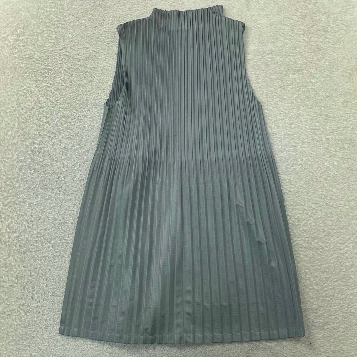 pleats please isseymiyake イッセイミヤケ　ハイネック　プリーツ ノースリーブ　グレー　ワンピース 膝丈　レイヤード レディース 日本制
