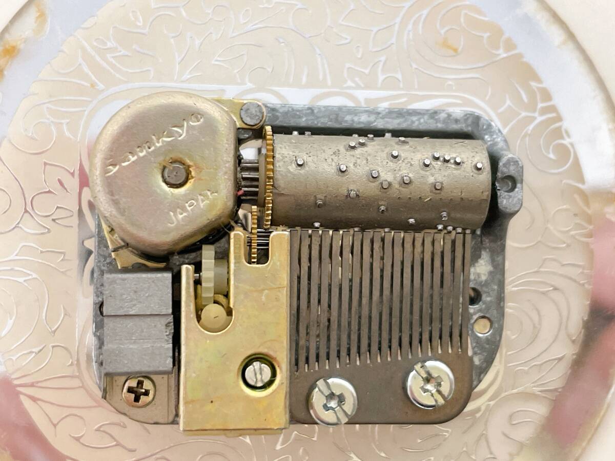 [ античный музыкальная шкатулка имеется jue Reebok s] керамика производства / интерьер / золотая краска / мужчина женщина. ./ сделано в Японии /A76-060