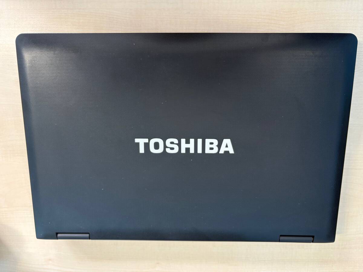 * Toshiba dynabook Satellite L40 213Y/HD PSL4021YEM71G б/у Windows11 Pro пуск OK Junk *