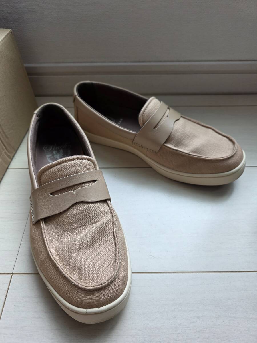 COLE HAAN　ピンチ ウィークエンダーペニー テキスタイル mens. size8 ペニーローファー リラックス＆リゾート＆エレガント　ヌードカラー