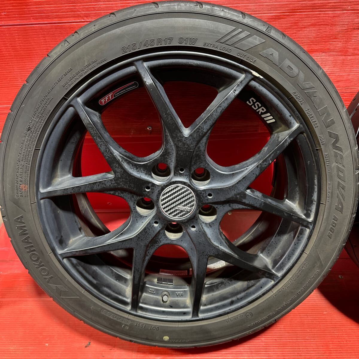 SSR GTV03 17インチ 7J 114.3-5穴 +42 YOKOHAMA ADVAN NEOVA AD09 215/45R17(91W) 2022年国産 山あり 4本セット_画像5